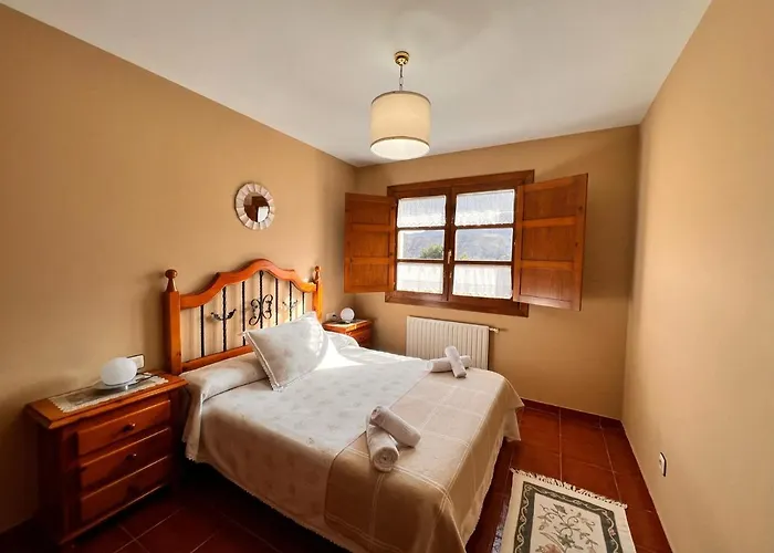 Robles Andrin Llanes